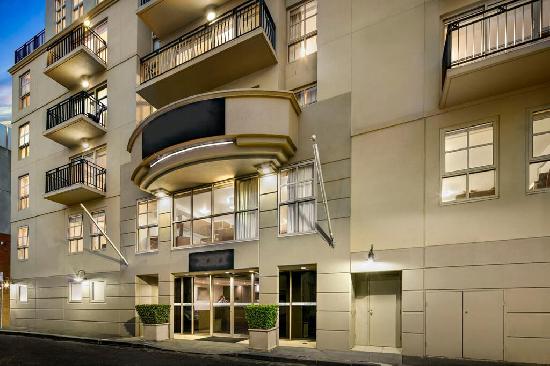 Melbourne Carlton Central Apartment Hotel (New)